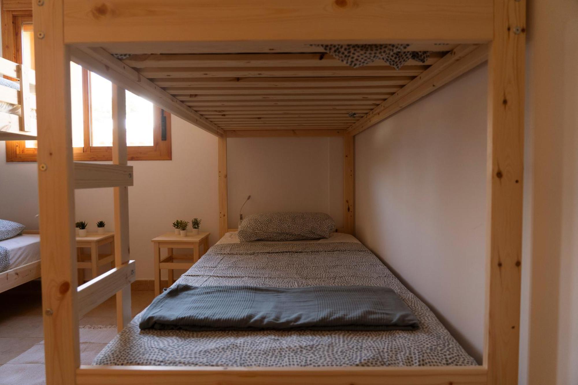 Namawa Surfhouse Hostel Chiclana de la Frontera Luaran gambar