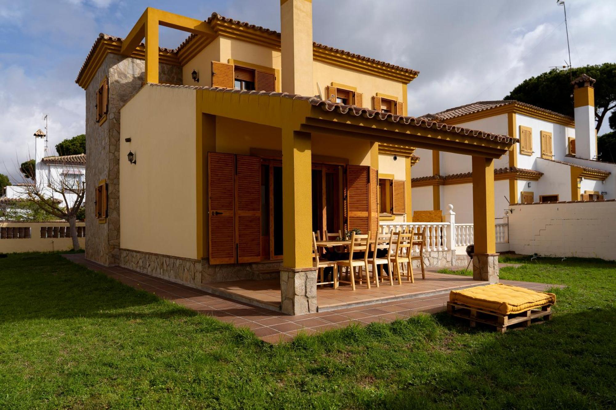 Namawa Surfhouse Hostel Chiclana de la Frontera Luaran gambar