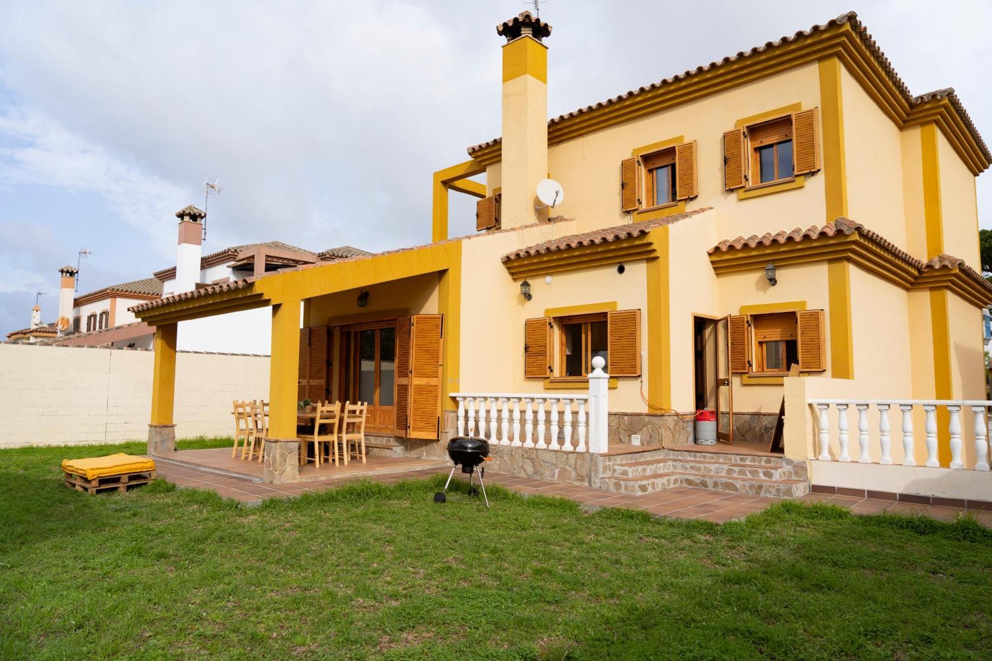 Namawa Surfhouse Hostel Chiclana de la Frontera Luaran gambar